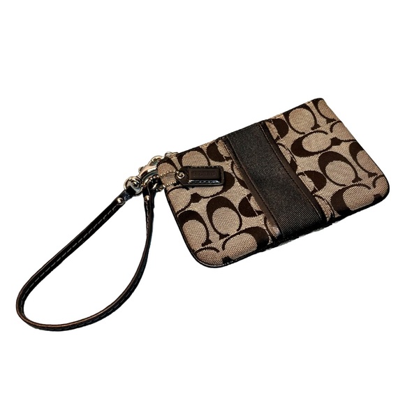 Coach Black Signature Stripe Black Patent Detail Silver HW Wristlet EUC - Picture 1 of 10